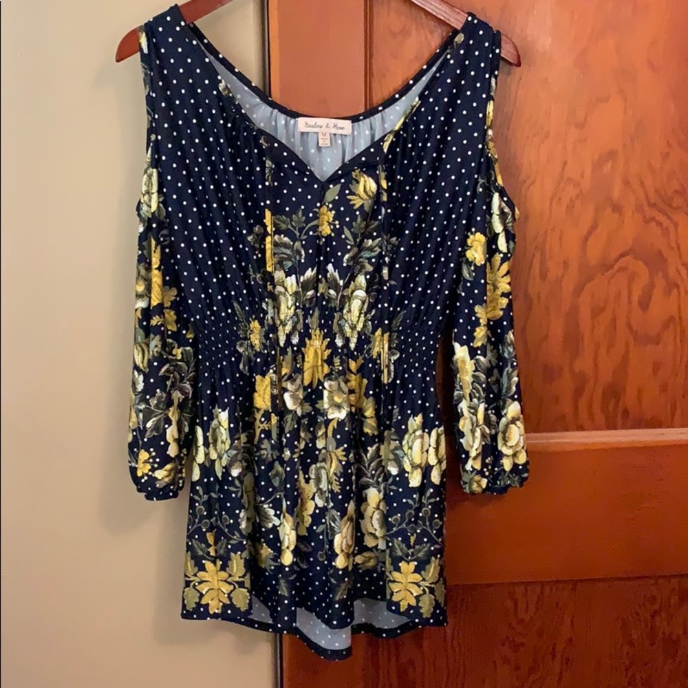Sunflower top